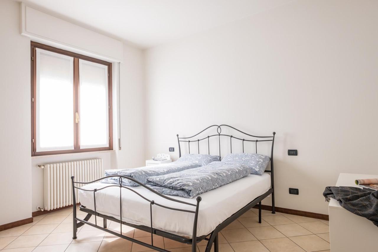 By The Lake Apartments - Centro Storico Ντεζεντσάνο ντελ Γκάρντα Εξωτερικό φωτογραφία